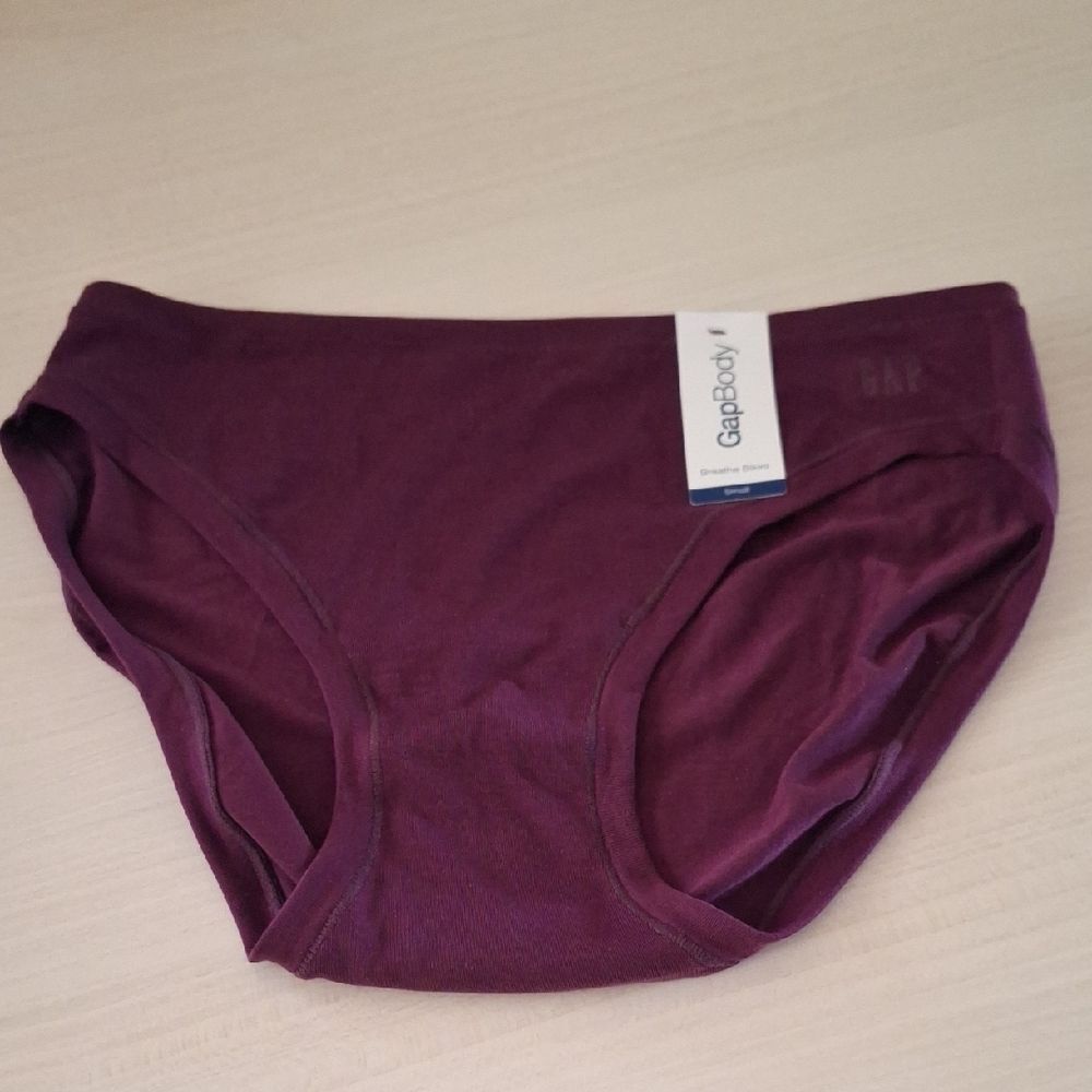 NWT, Gap Body Super Stretch Bikini Panty Solid Color Women's Underwear Cabernet